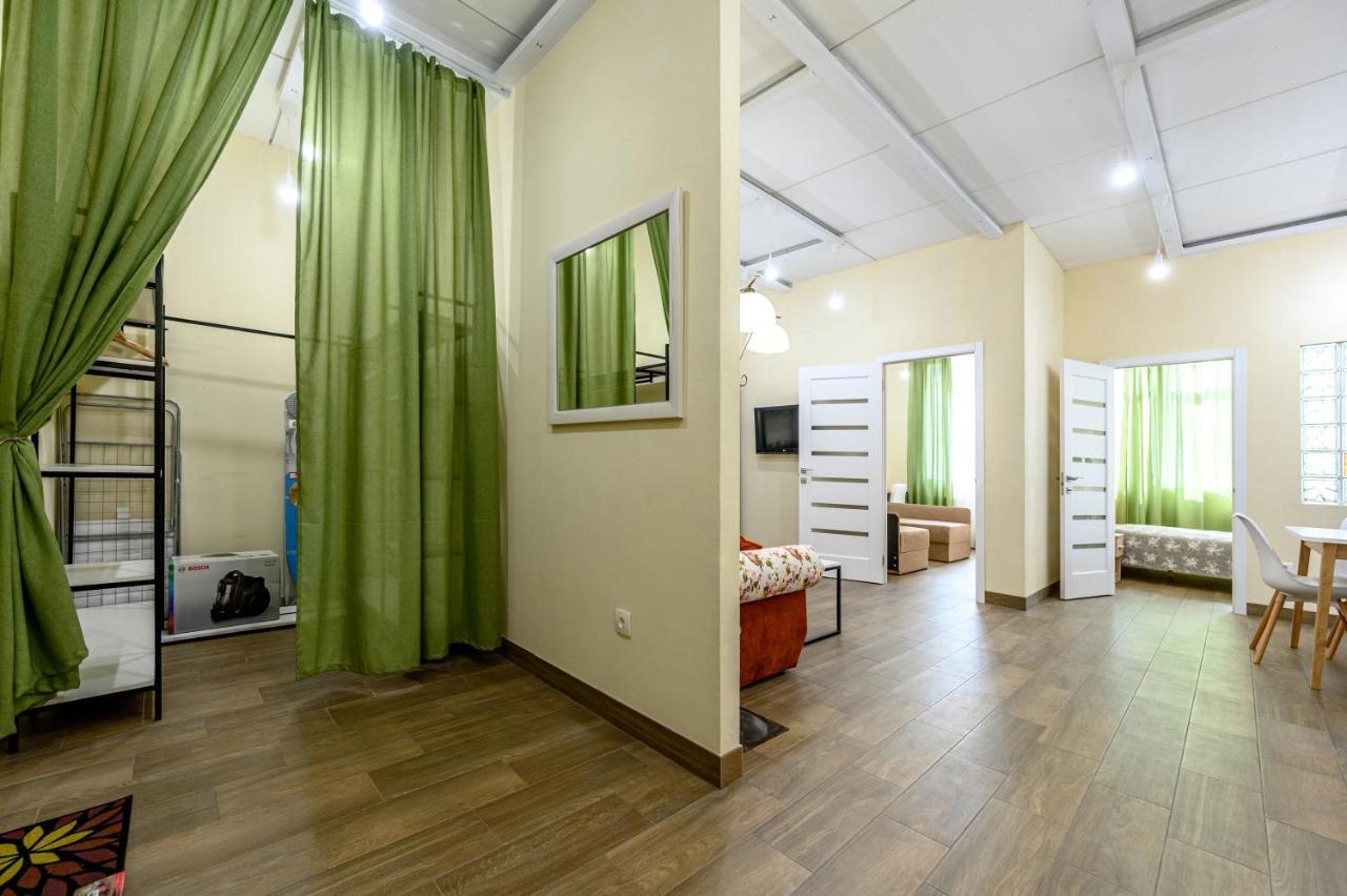 Ferienwohnung Gagarin Plaza 63 Odessa Exterior foto