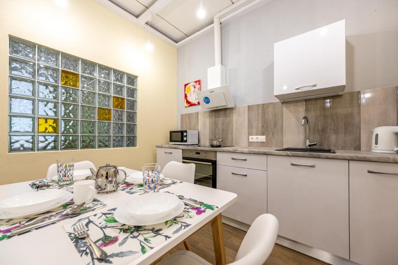 Ferienwohnung Gagarin Plaza 63 Odessa Exterior foto